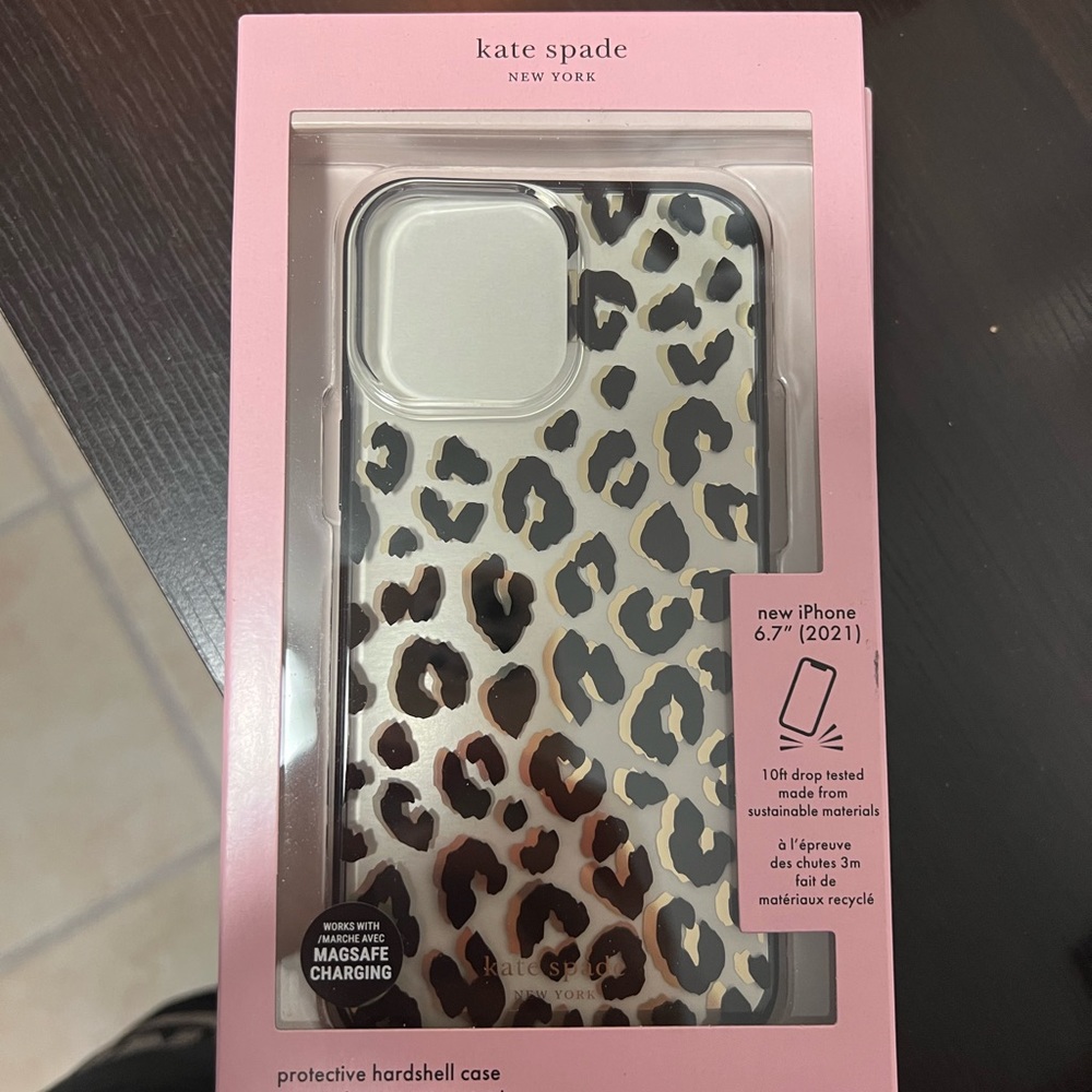 NEW! Kate Spade iPhone 13 Pro Max Case